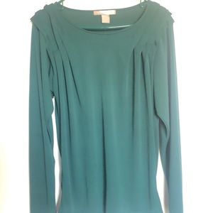 Forever 21 blouse. Size large w a Loose fit.